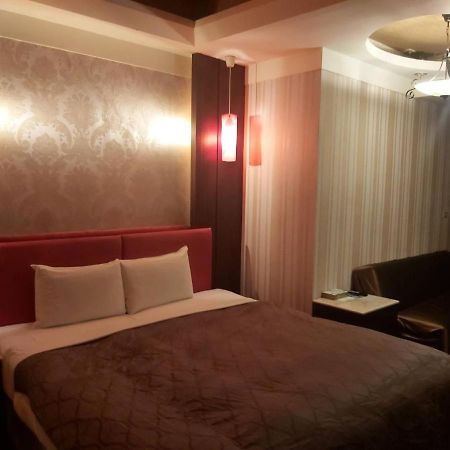 CHATEAU MOTEL  Kaohsiung Extérieur photo