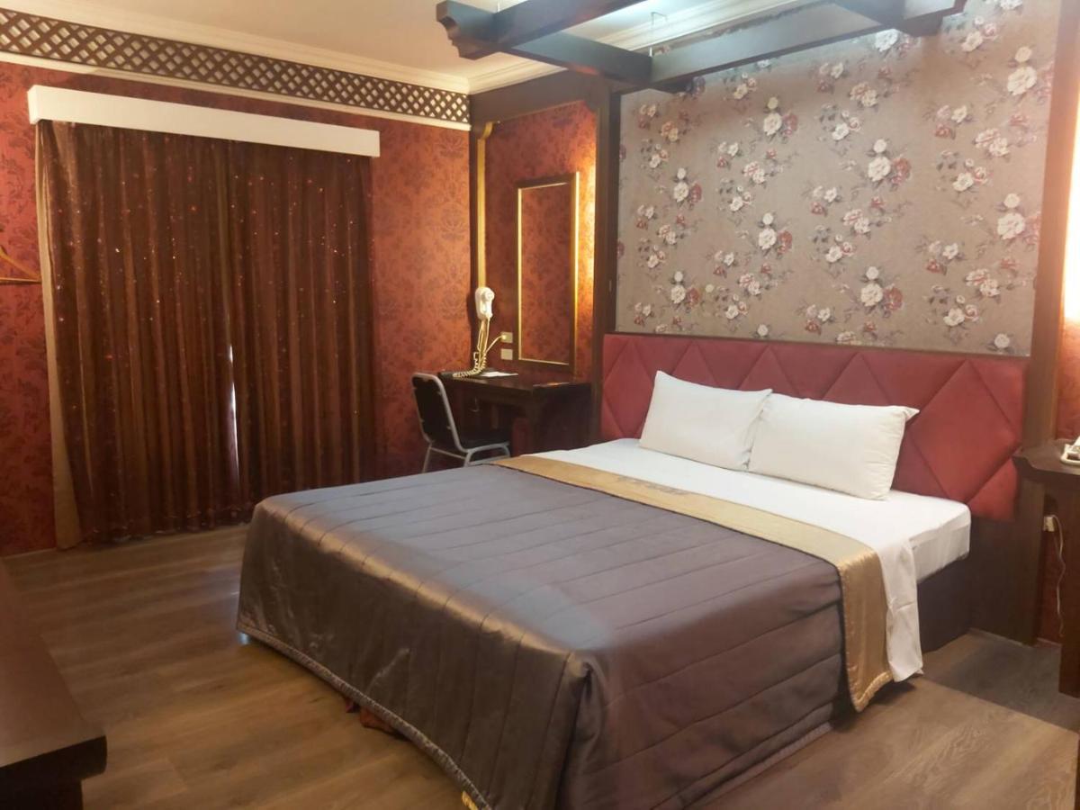 CHATEAU MOTEL  Kaohsiung Extérieur photo